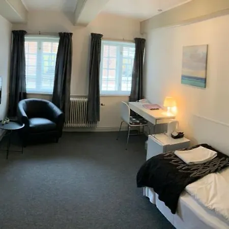 Hotel Ole Lunds Gaard 2*