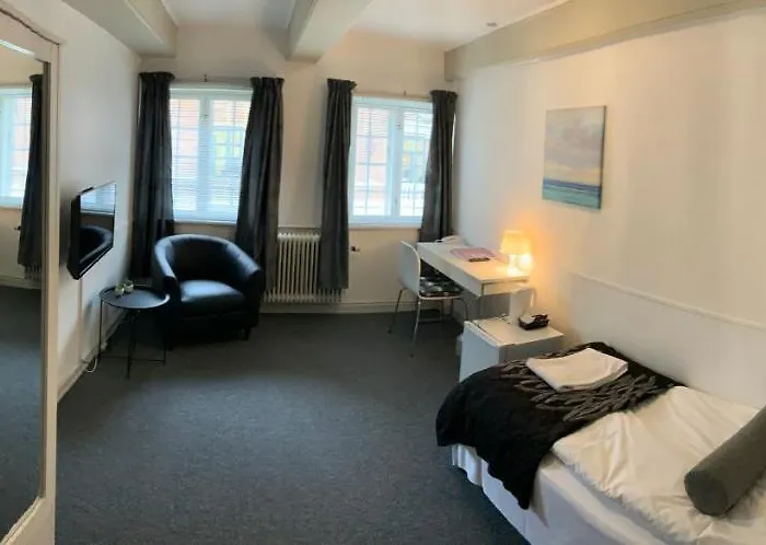 Hotel Ole Lunds Gaard 2*